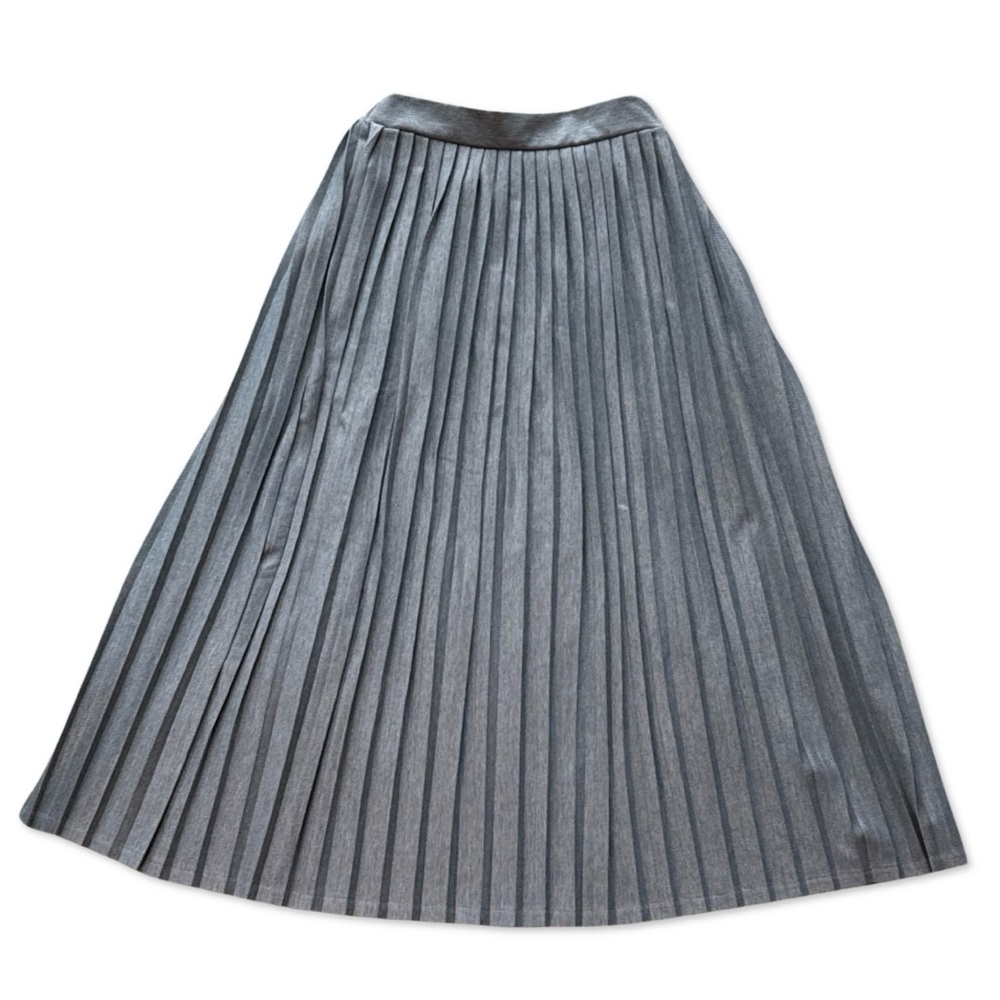 Pleated skirt
